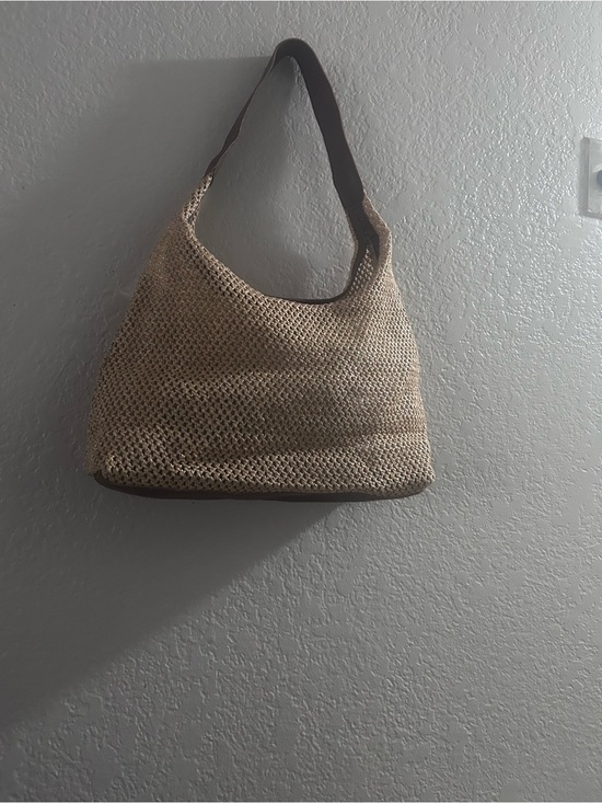 Handbags - Woven Straw Hobo Bag - Natural
